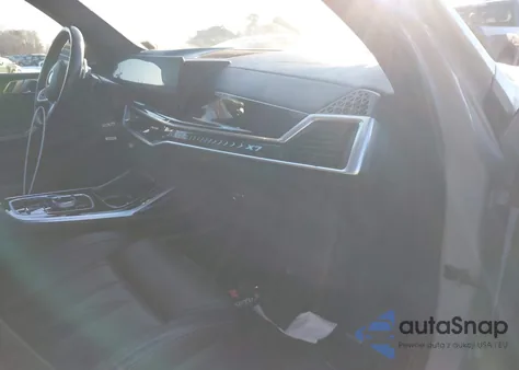 2024 BMW X7 xDrive40I z USA, uszkodzony, nr VIN 5UX23EM06R9U30565